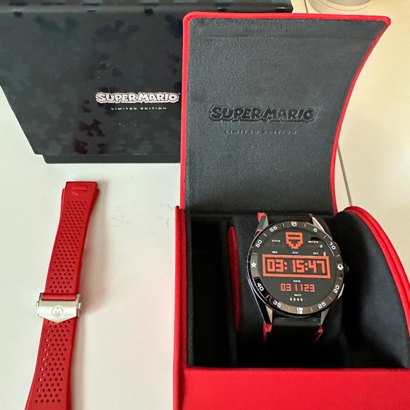 Tag Heuer Connected x Super Mario Limited Edition Watch - Pre-Owned - 1 of 2000 - Picture 4 of 16